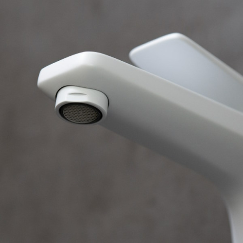 Смеситель для раковины Lemark BRONX LM3706MW белый матовый фото 3 смеситель для раковины lemark bronx lm3706mw белый матовый фото 3