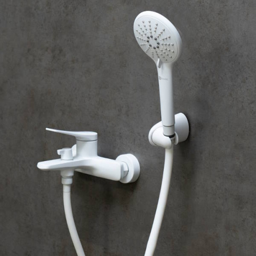 смеситель для ванны и душа lemark bronx lm3714mw белый матовый фото 3